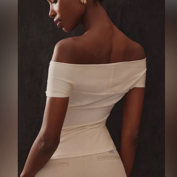 Reformation Emerald Knit Top in Horchata, LARGE 1402 - Picture 3 of 9